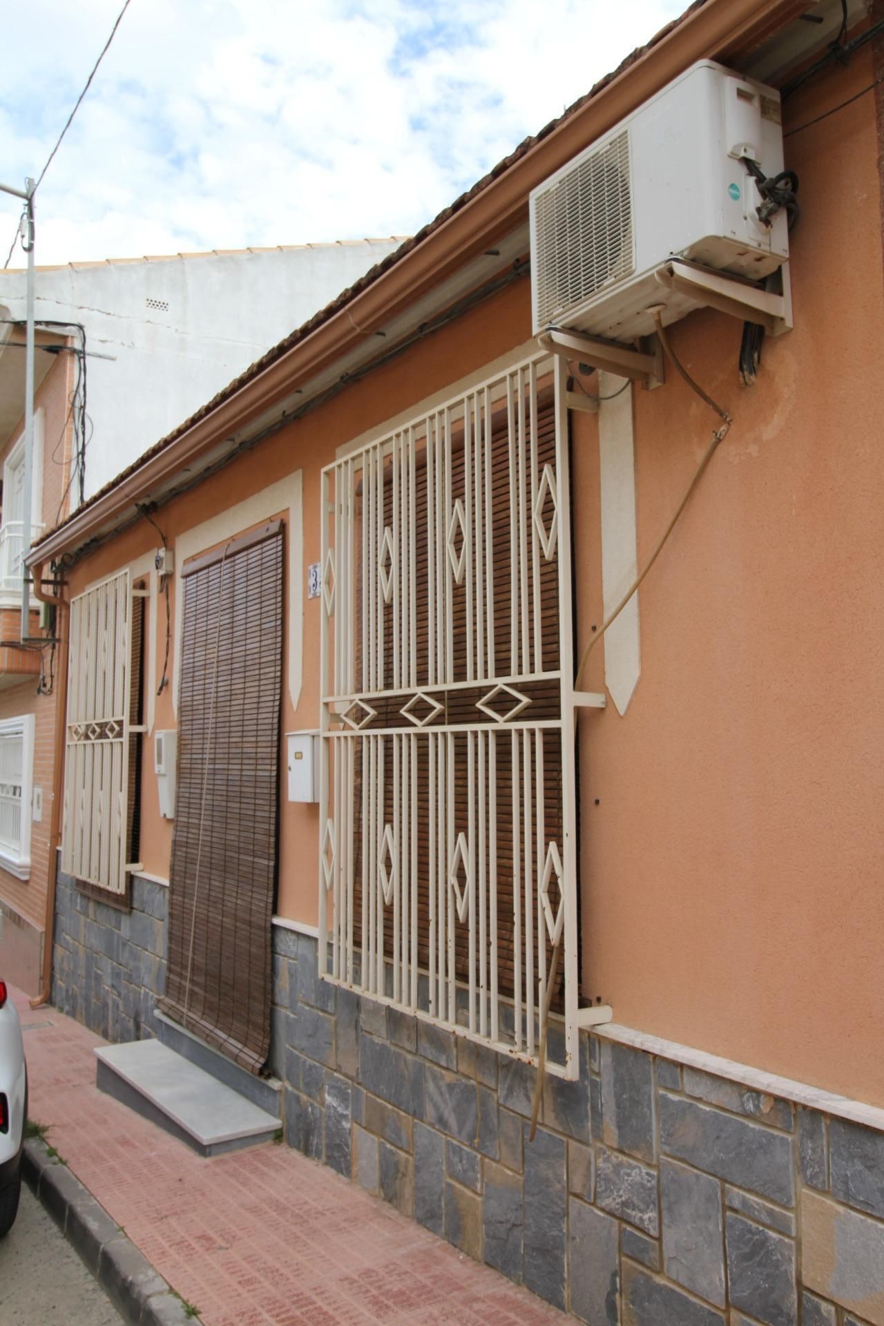 Exterior view of Single-family semi-detached for sale in Alcantarilla  with Air Conditioner, Storage room and Furnished