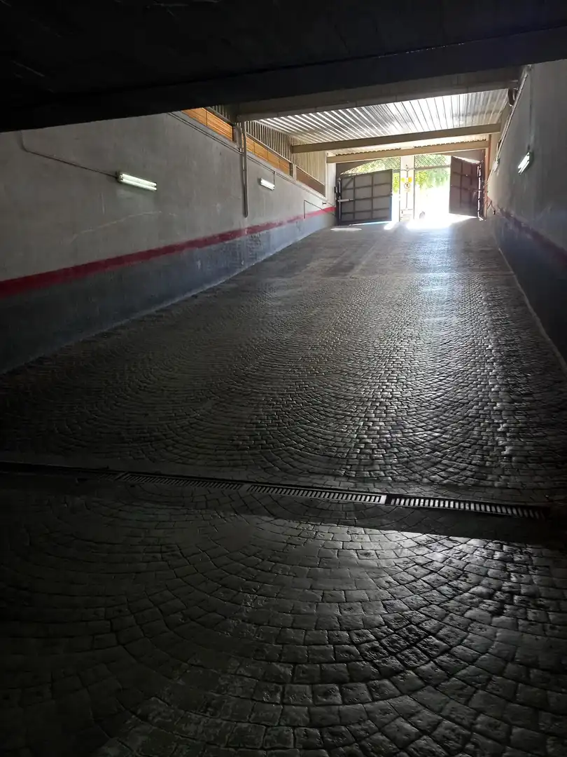 Garaje de alquiler en Paseo de los Tilos, La Unión - Cruz de Humilladero - Los Tilos