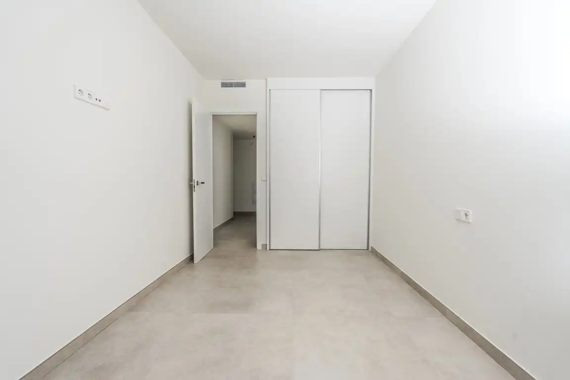 Wohnung zum Verkauf in Jávea / Xàbia mit Klimaanlage, Privatgarten und Abstellraum