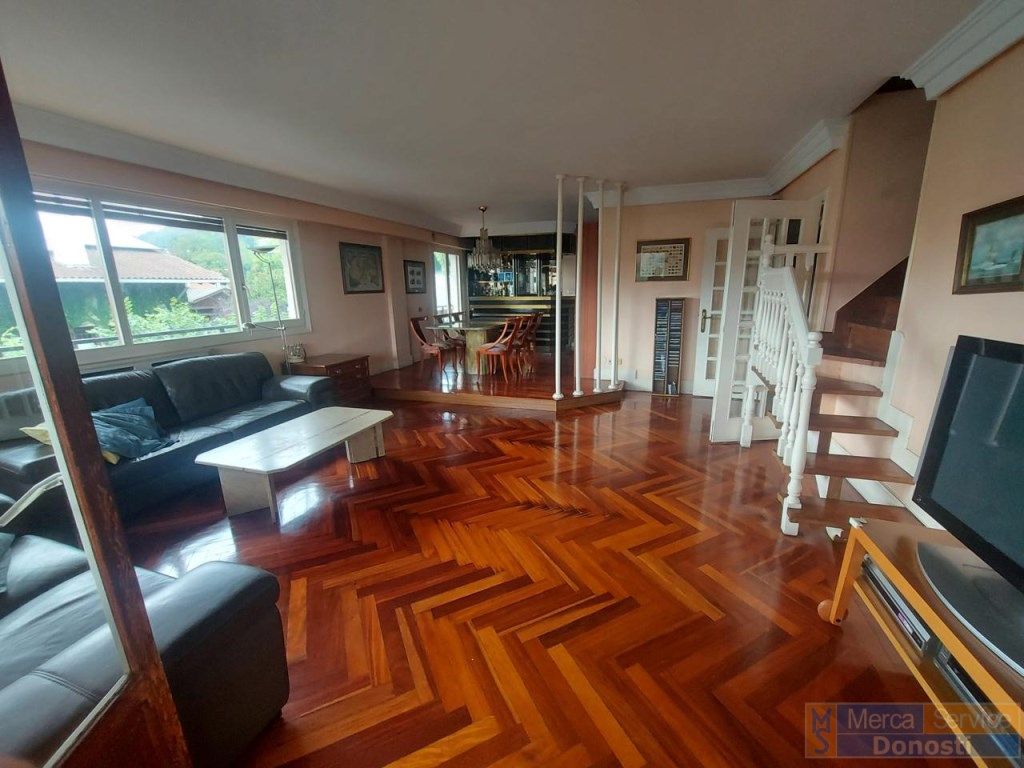 Flat for sale in Intxaurrondo