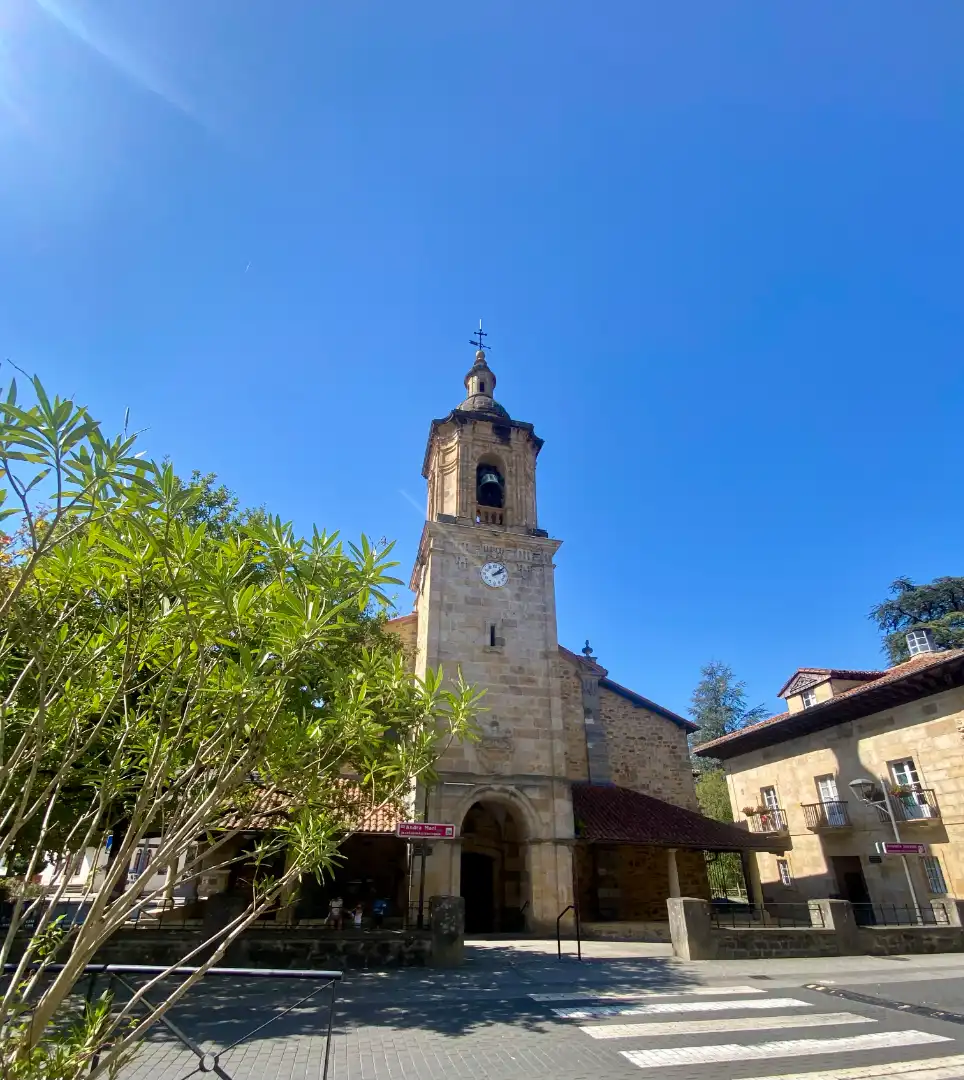 Vista exterior de Piso en venta en Aretxabaleta con Trastero, Amueblado y Balcón