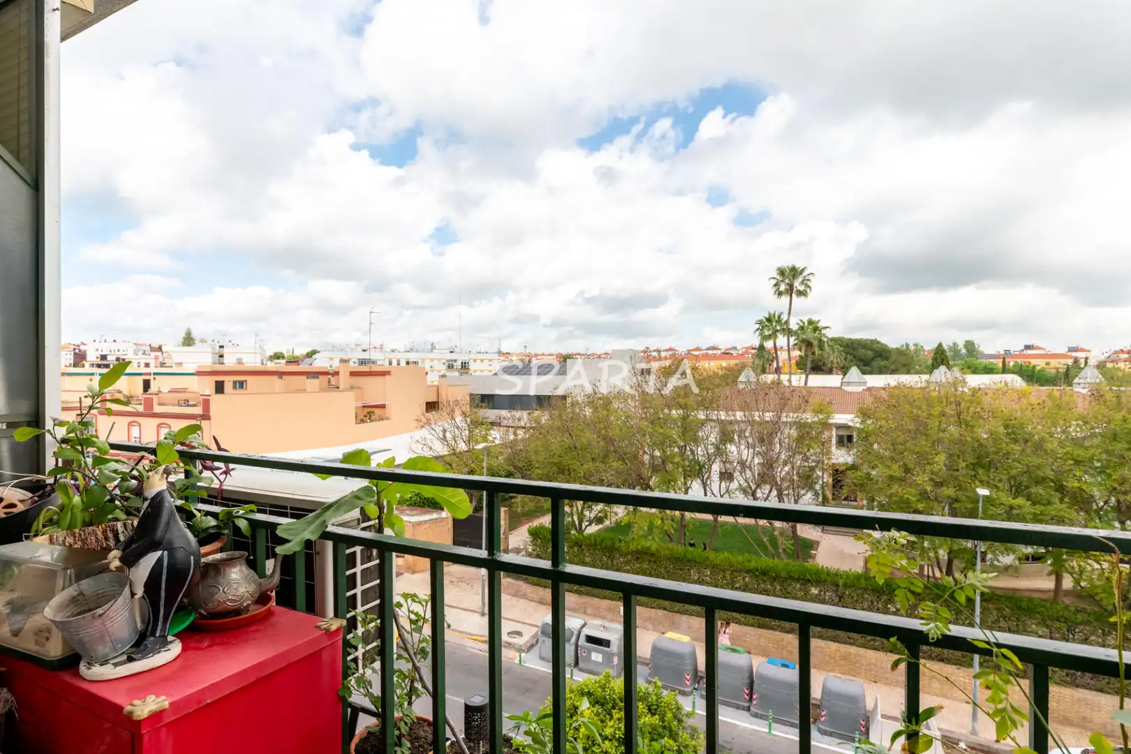 Vista exterior de Piso en venta en Castilleja de la Cuesta con Aire acondicionado, Horno y Microondas