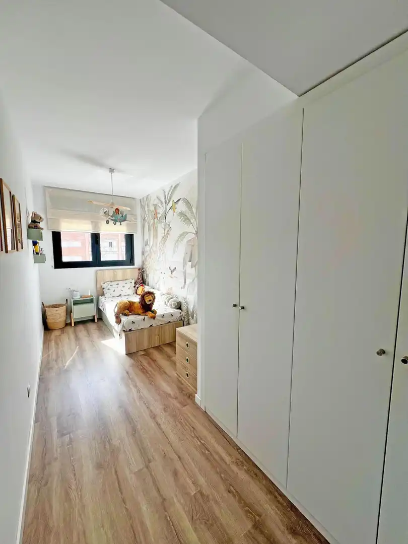 Habitación de Apartamento en venta en Valencia con Calefacción, Jardín privado y Terraza