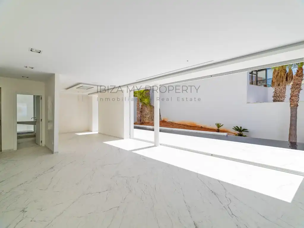 Casa o chalet en venta en Santa Eulària des Riu con Aire acondicionado, Trastero y Piscina