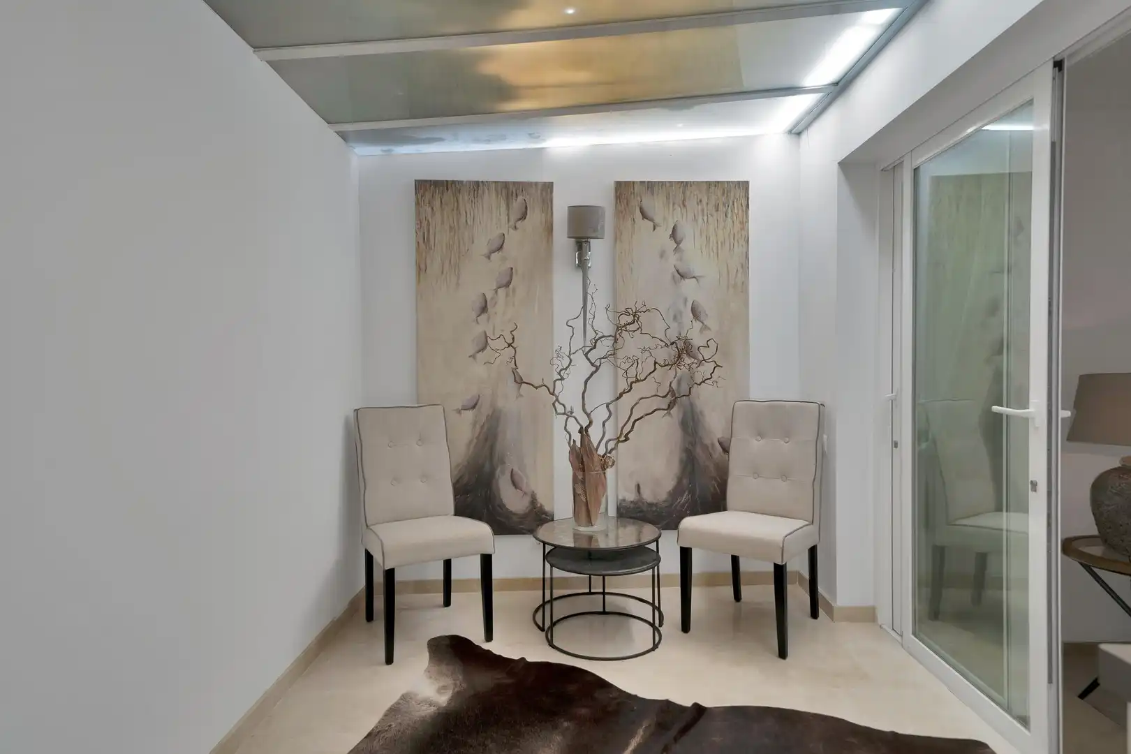 Sala d'estar de Casa o xalet de lloguer en Estepona amb Aire condicionat, Calefacció i Jardí privat