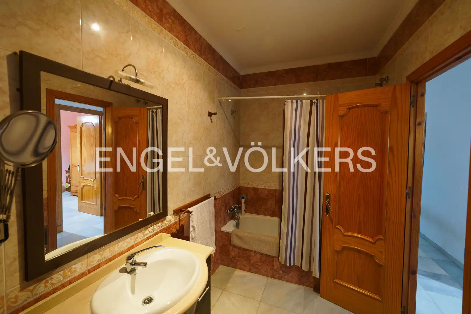 Bathroom of Houses for sale in Puerto Real  with Heating, Private garden and Terrace