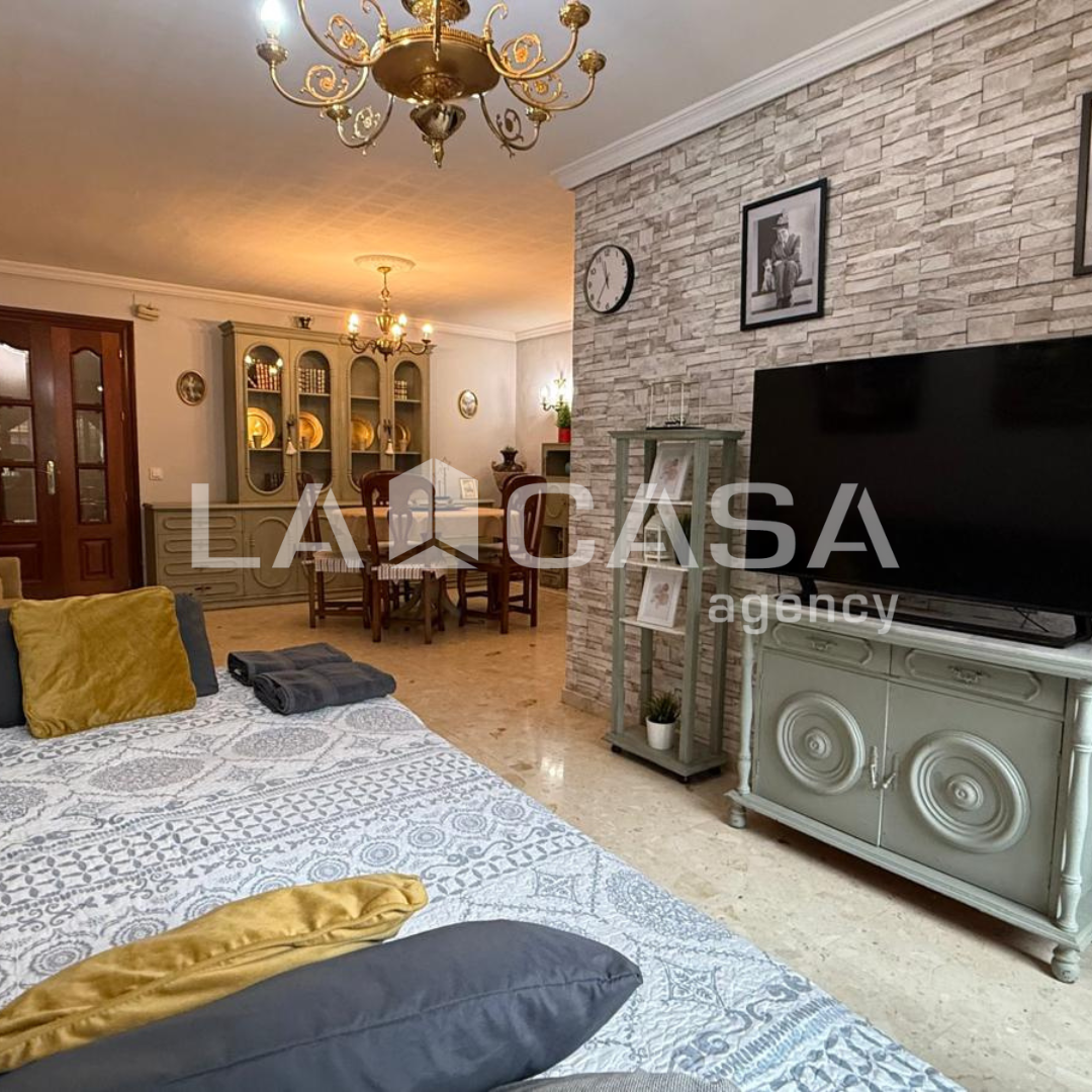 Flat for sale in  Sevilla Capital  with Heating