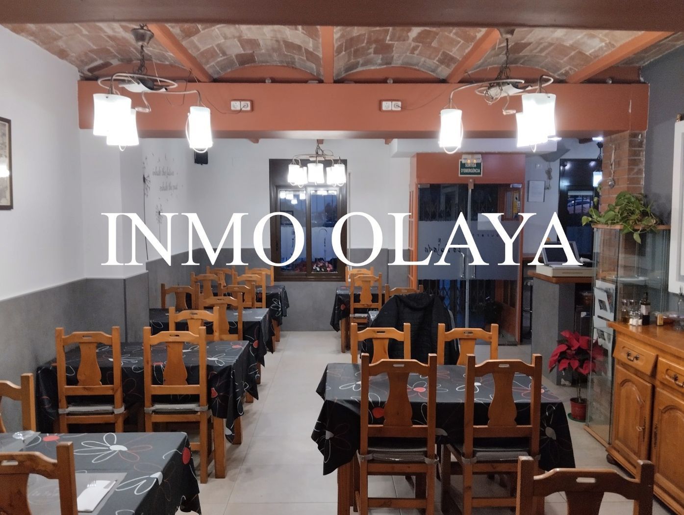 Premises for sale in Girona Capital  with Air Conditioner, Heating and Furnished