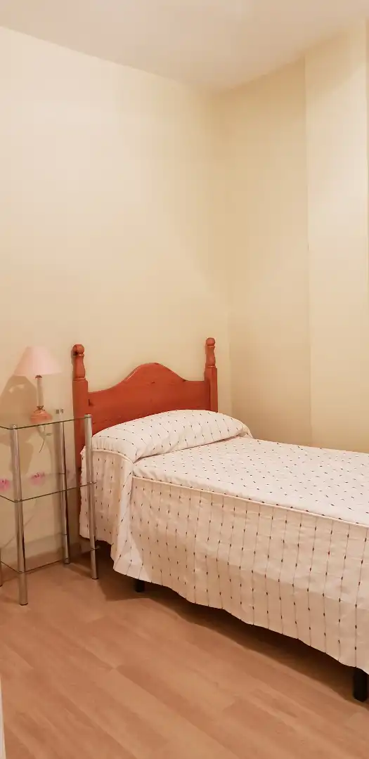 Flat for rent in Avenida de Cervantes, Cervantes