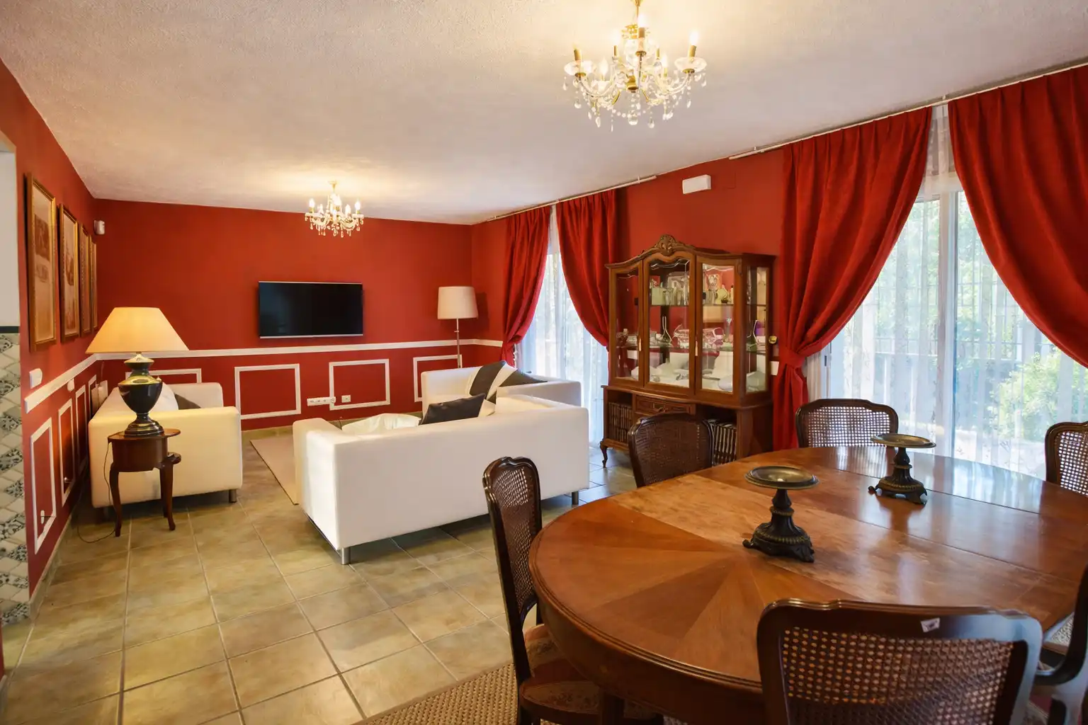 Comedor de Finca rústica en venta en Santa Oliva con Jardín privado
