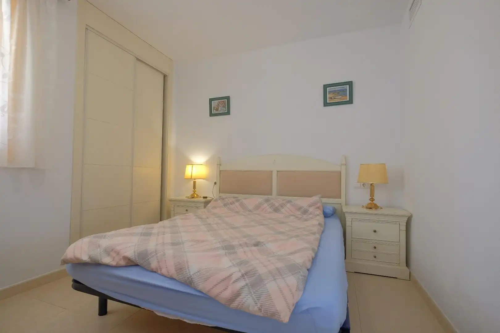 Habitación de Apartamento en venta en Calpe / Calp con Calefacción y Piscina