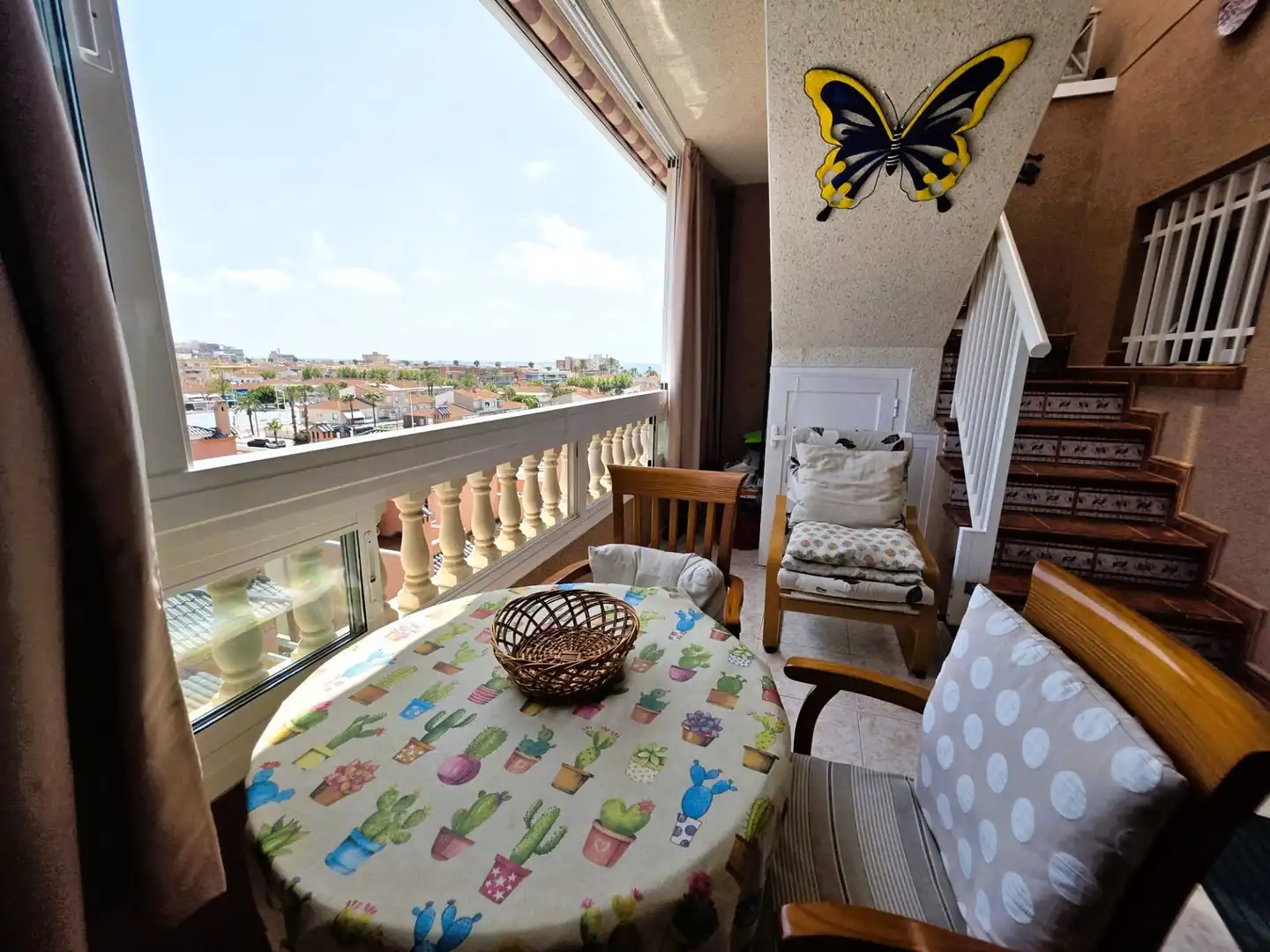 Terrasse von Dachboden zum Verkauf in Santa Pola mit Klimaanlage, Terrasse und Abstellraum