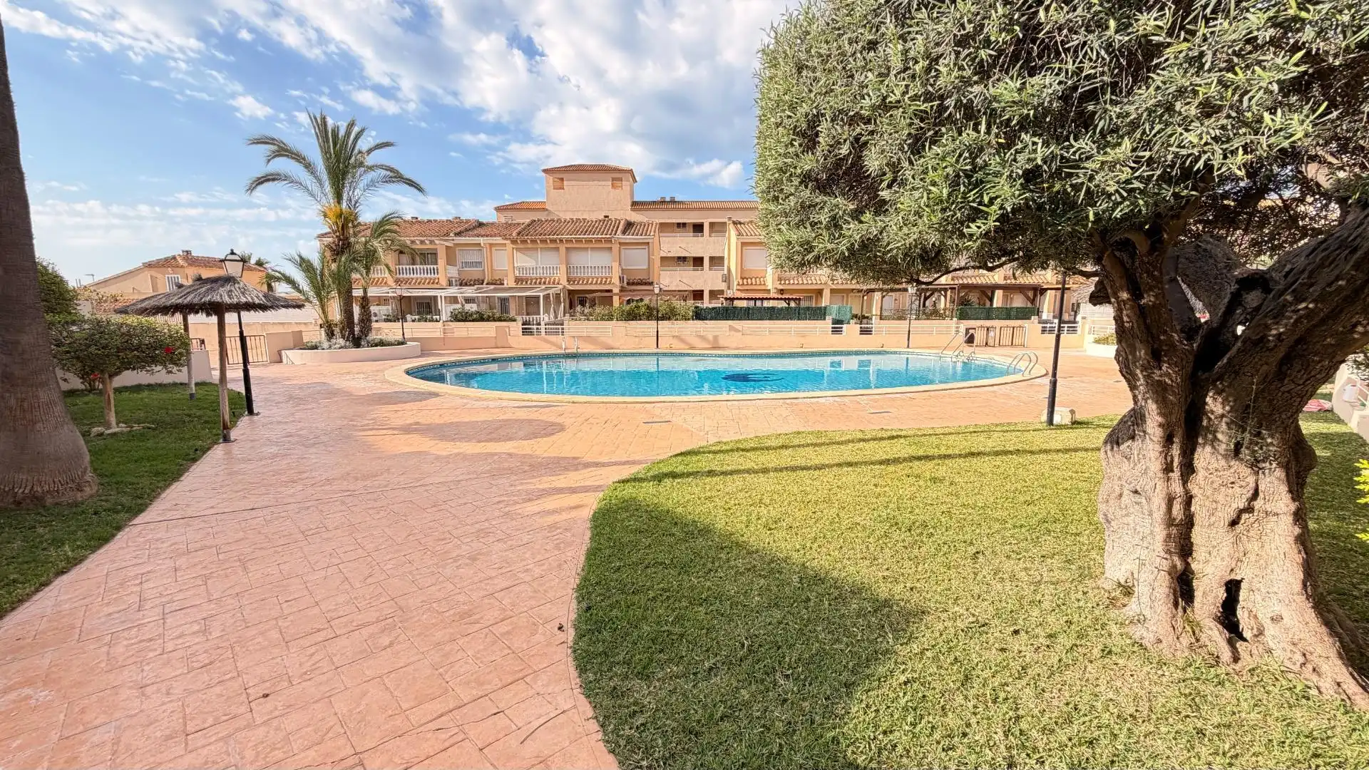 Piscina de Casa o chalet en venta en Santa Pola con Jardín privado, Terraza y Trastero