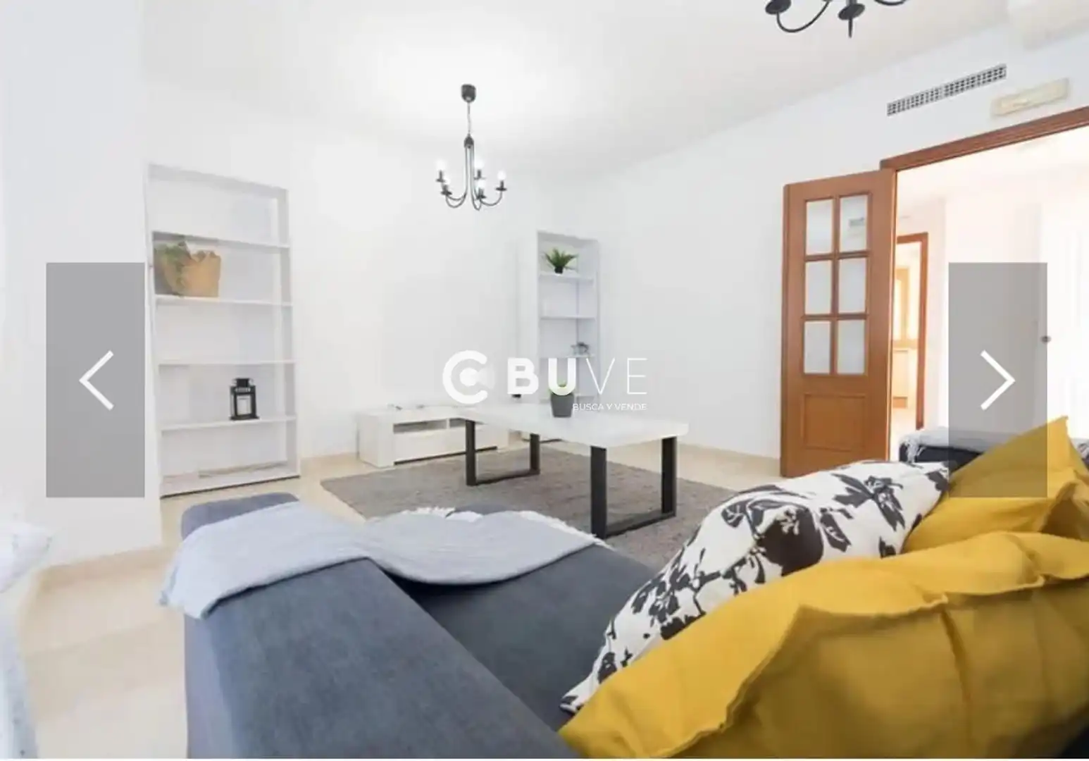 Sala d'estar de Casa adosada de lloguer en Rota amb Aire condicionat, Calefacció i Jardí privat