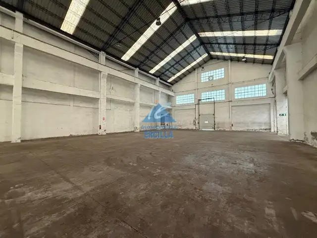 Außenansicht von Fabrikhallen zur Miete in Arrankudiaga / Zollo