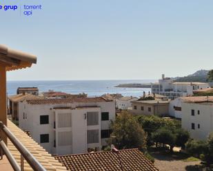 Vista exterior de Dúplex en venda en L'Escala amb Aire condicionat i Terrassa