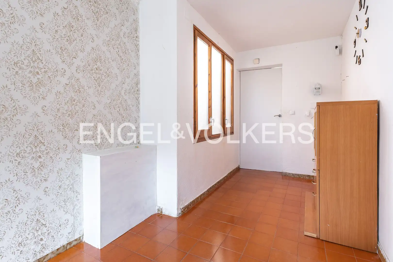 Piso en venta en Barcelona con Calefacción, Terraza y Balcón