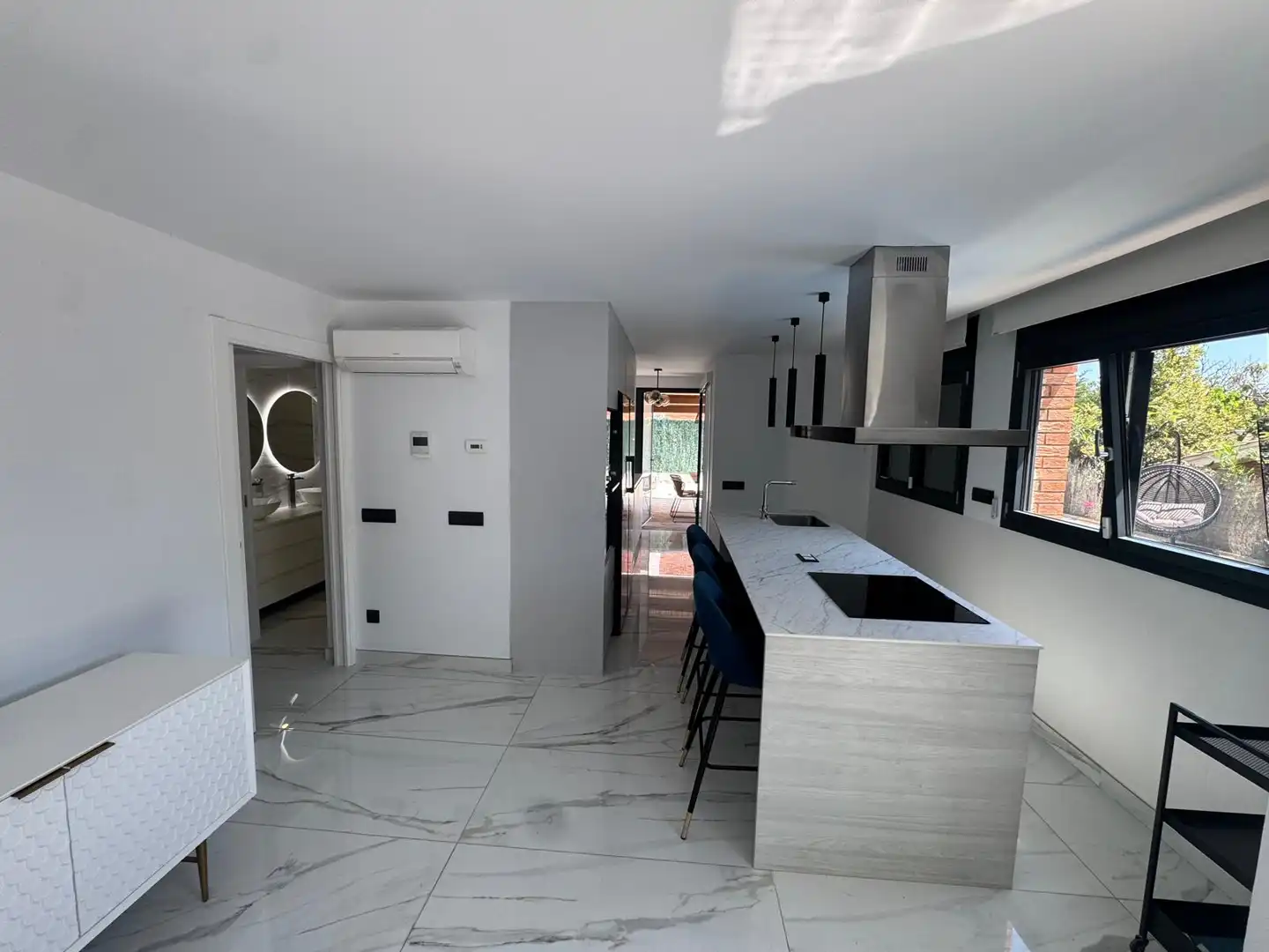 Cuina de Casa o xalet en venda en Canet de Mar amb Aire condicionat, Calefacció i Jardí privat