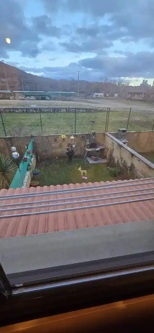 Casa adosada en venda a Calle Mayor, 28, La Robla