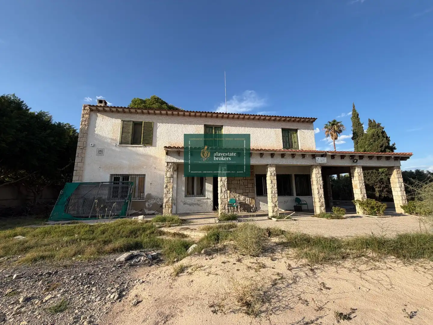 Casa con piscina in vendita a VILLAFRANQUEZA 21