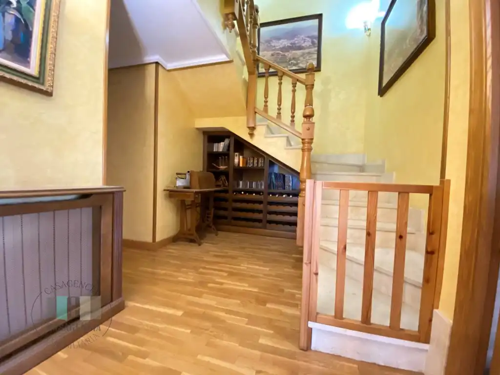 Duplexes for sale in Calle Poeta Verdaguer, Hospital - Plaza del Real