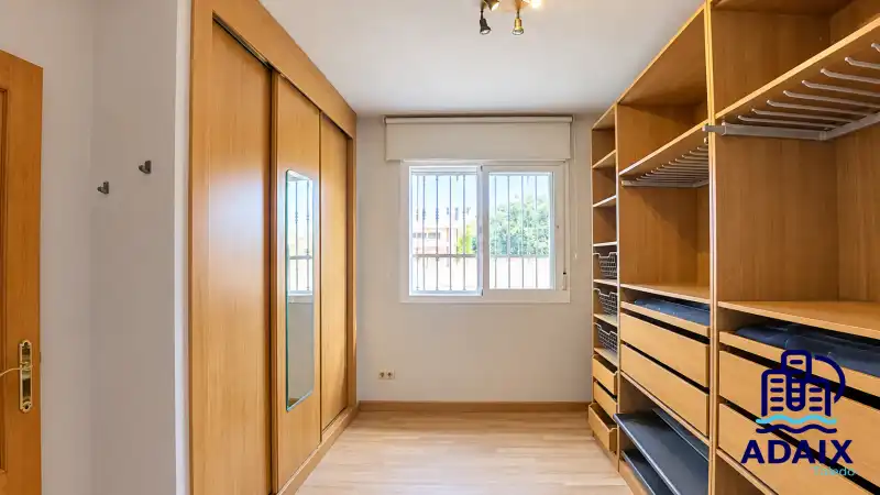 Bedroom of Detached homes for sale in Camarenilla, Toledo