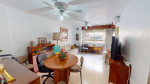 Piso en Venta en Calle Alférez Díaz Sanchis en Campoamor