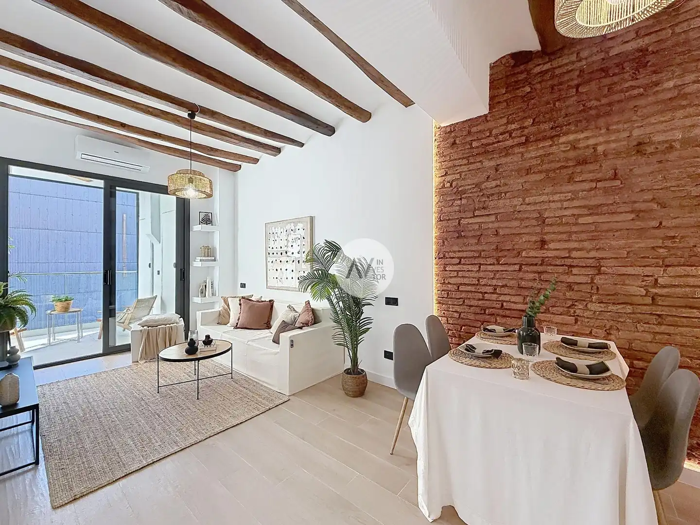 Living room of Apartments for sale in Barcelona  with Air Conditioner, Heating and Parquet flooring