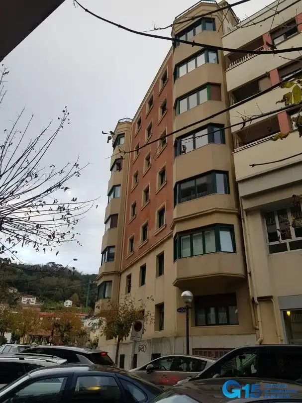 Vista exterior de Local en venda en Donostia - San Sebastián 