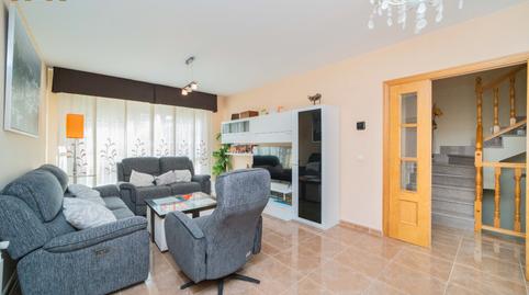 Foto 3 de Casa adosada en venda a Calle Torrijos, Ugena, Toledo