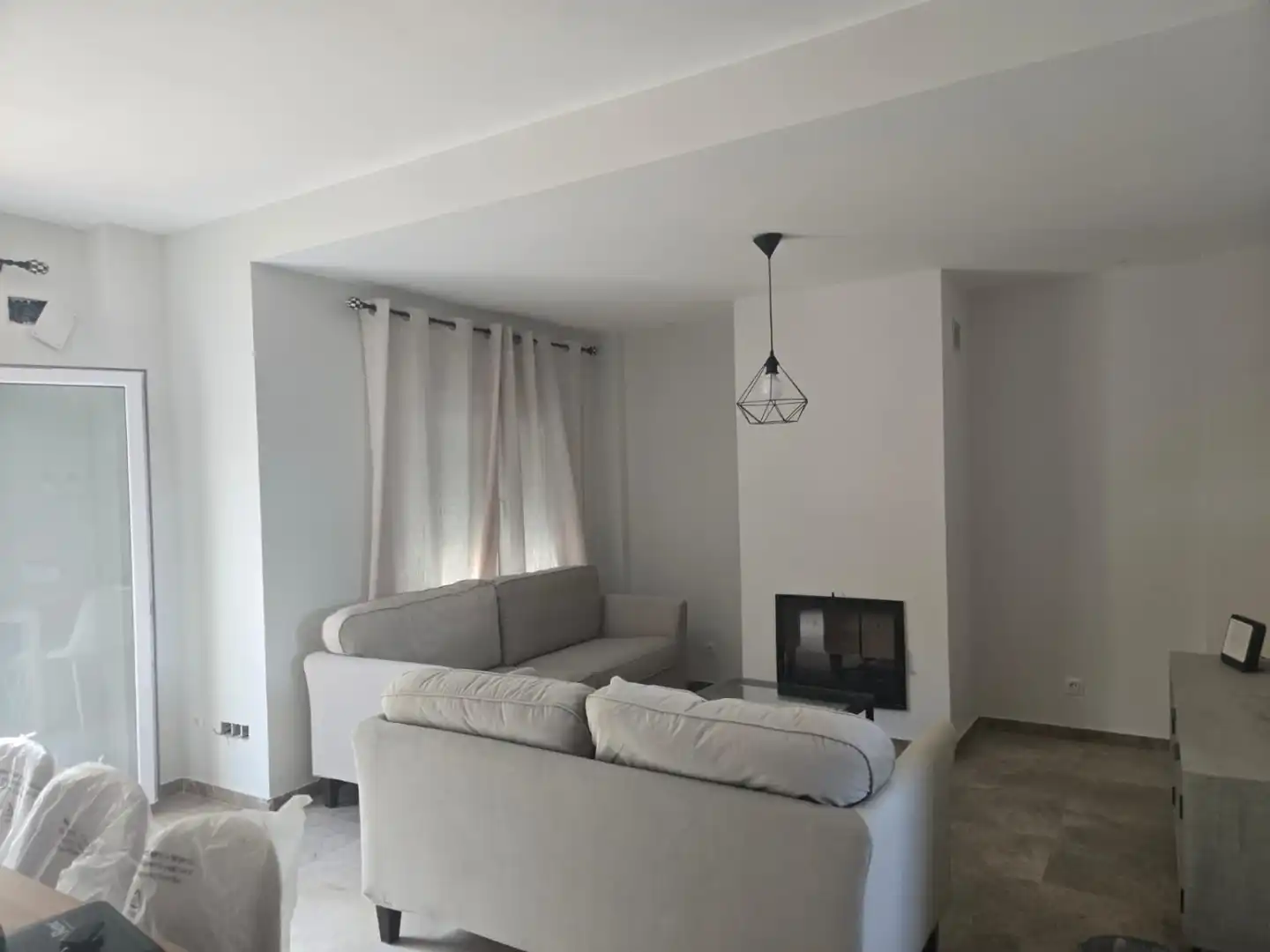 Sala de estar de Casa o chalet de alquiler en Bormujos con Aire acondicionado, Calefacción y Jardín privado