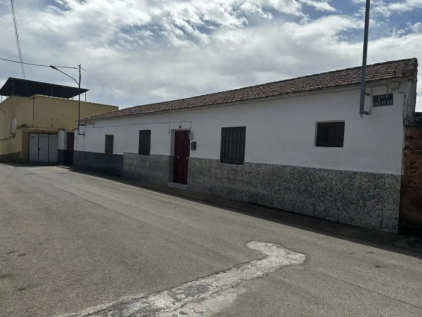 Vista exterior de Finca rústica en venda en Piedrabuena amb Aire condicionat