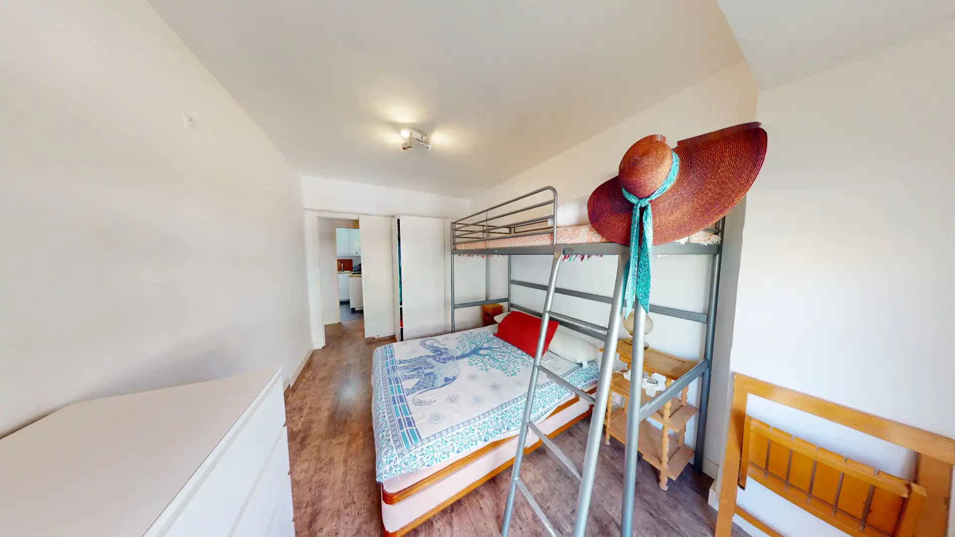 Schlafzimmer von Wohnung zum Verkauf in Alicante / Alacant mit Möbliert