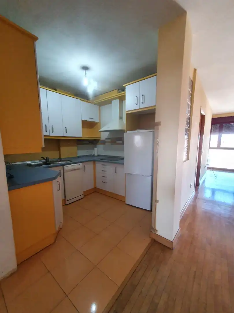 Cocina de Piso en venta en Talavera de la Reina con Aire acondicionado, Calefacción y Amueblado
