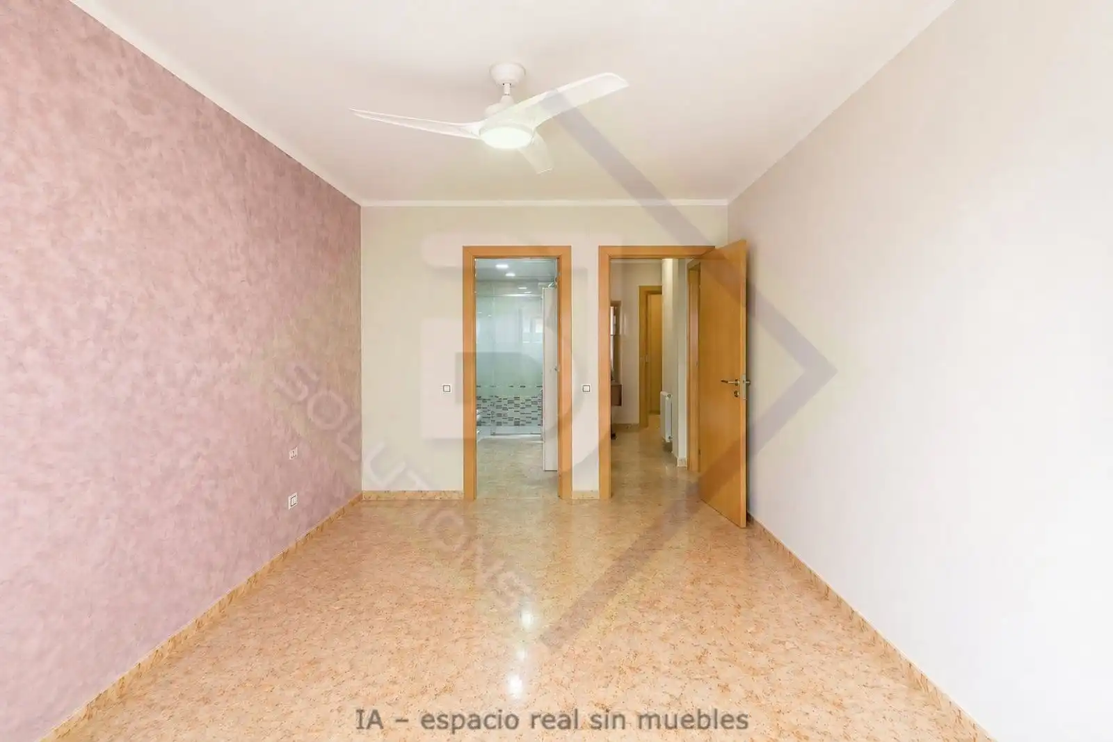Piso en venta en CAMI RAL, Eixample
