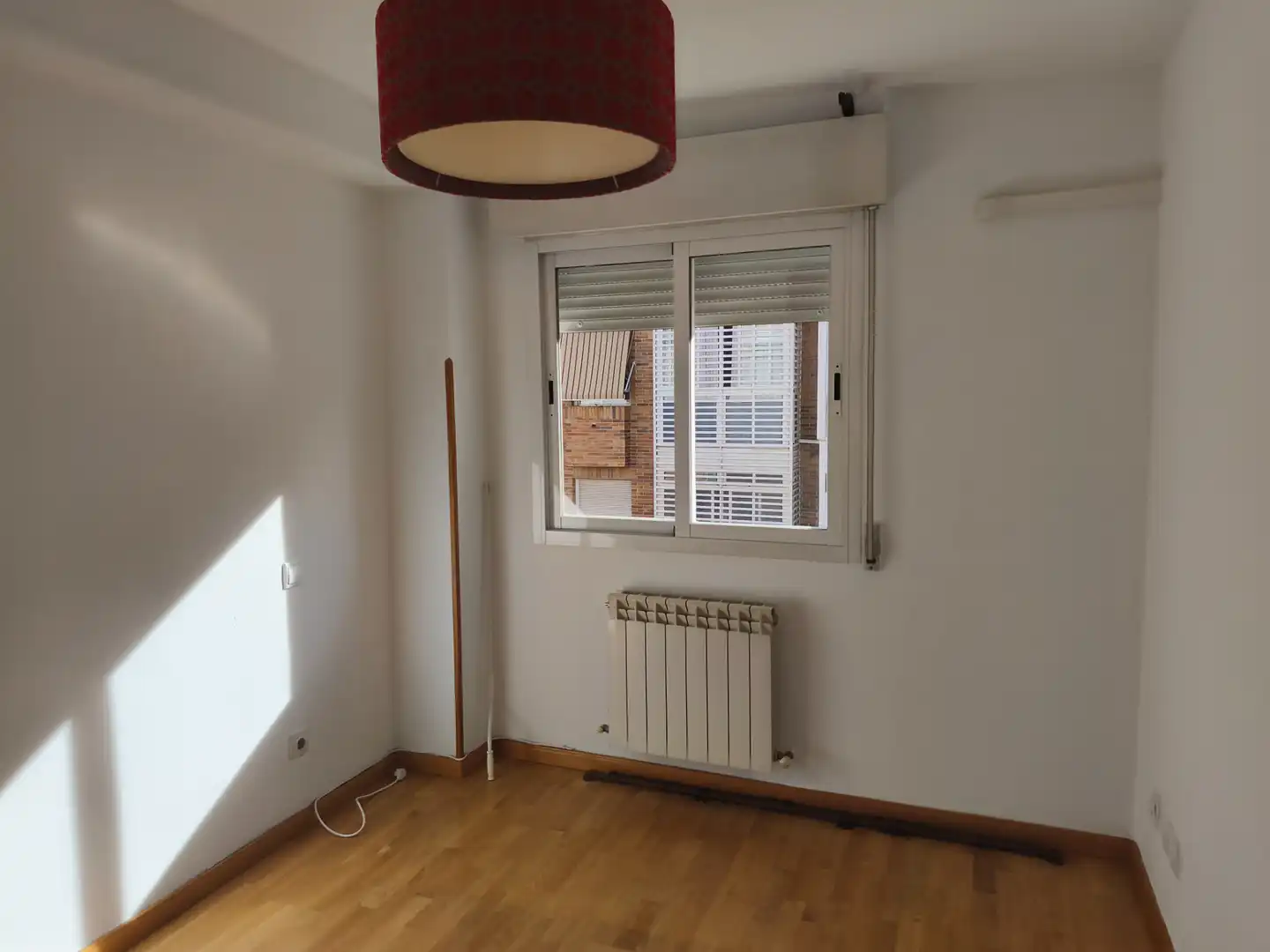Bedroom of Flat for rent in Madrid  with Air Conditioner, Heating and Private garden