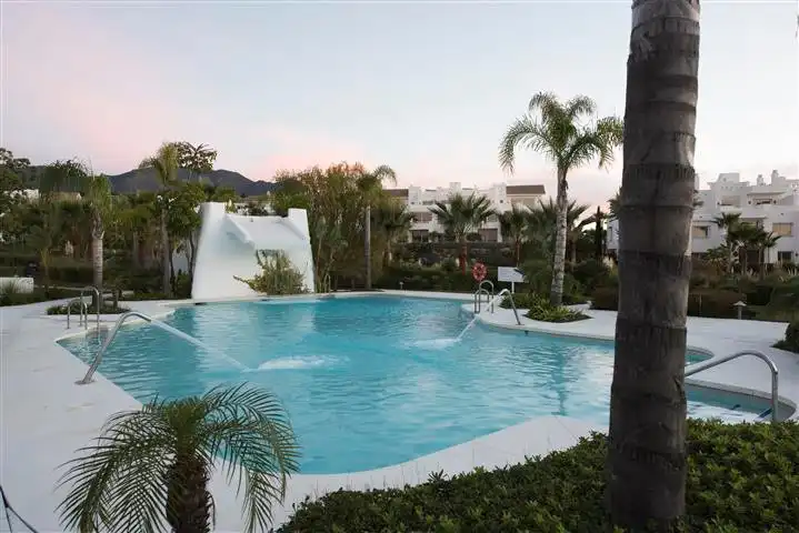 Àtic amb piscina en venda a Casares pueblo, imagen 15