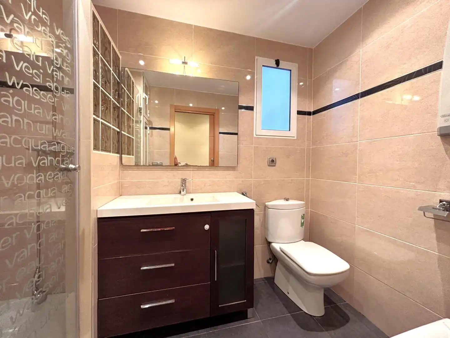 Bathroom of Flat for sale in Cullera  with Air Conditioner and Furnished