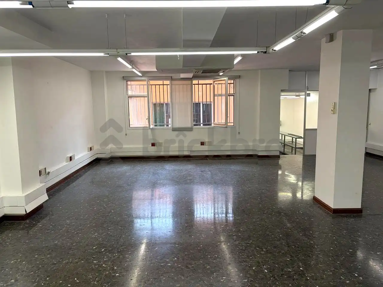 Oficina en venda en Barcelona amb Aire condicionat i Calefacció
