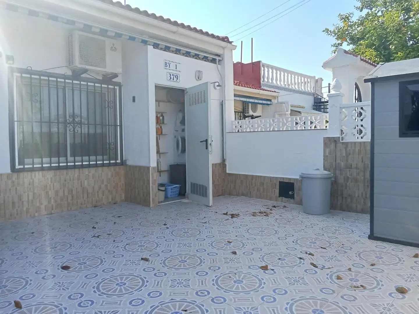 Exterior view of Houses for sale in Torrevieja  with Air Conditioner, Private garden and Furnished