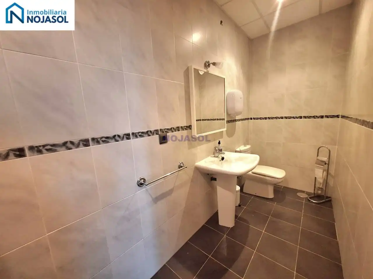 Baño de Local en venta en Hazas de Cesto