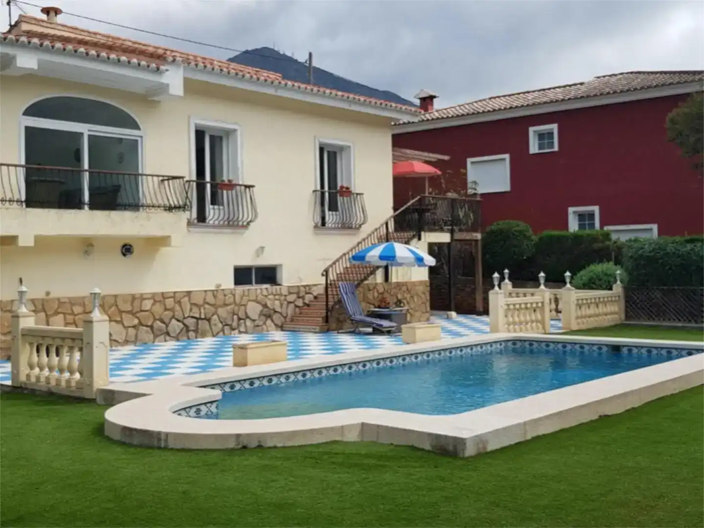 Swimming pool of Flat for sale in Barx  with Private garden, Parquet flooring and Storage room