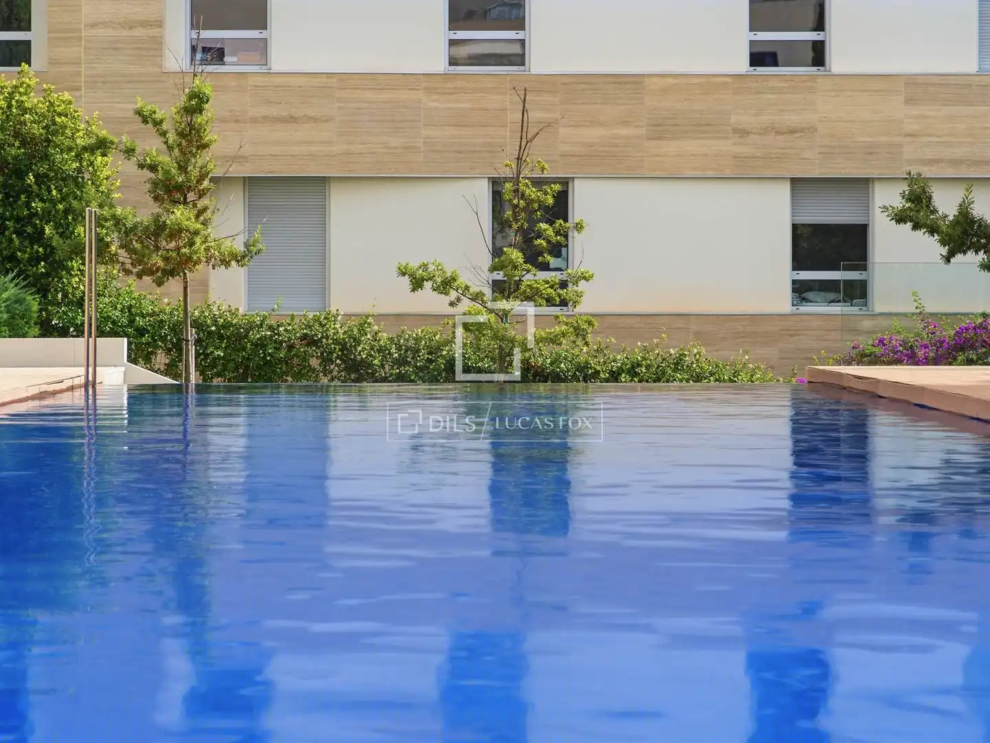 Piscina de Pis en venda en  Palma de Mallorca amb Aire condicionat, Calefacció i Terrassa
