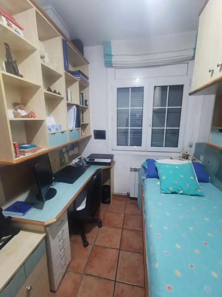 Pis en venda a De Mossèn Jacint Verdaguer, Centre