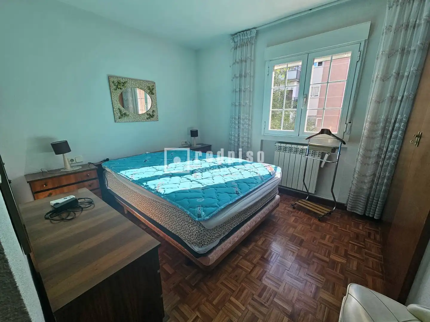 Habitación de Piso en venta en Madrid con Calefacción, Parquet y Terraza