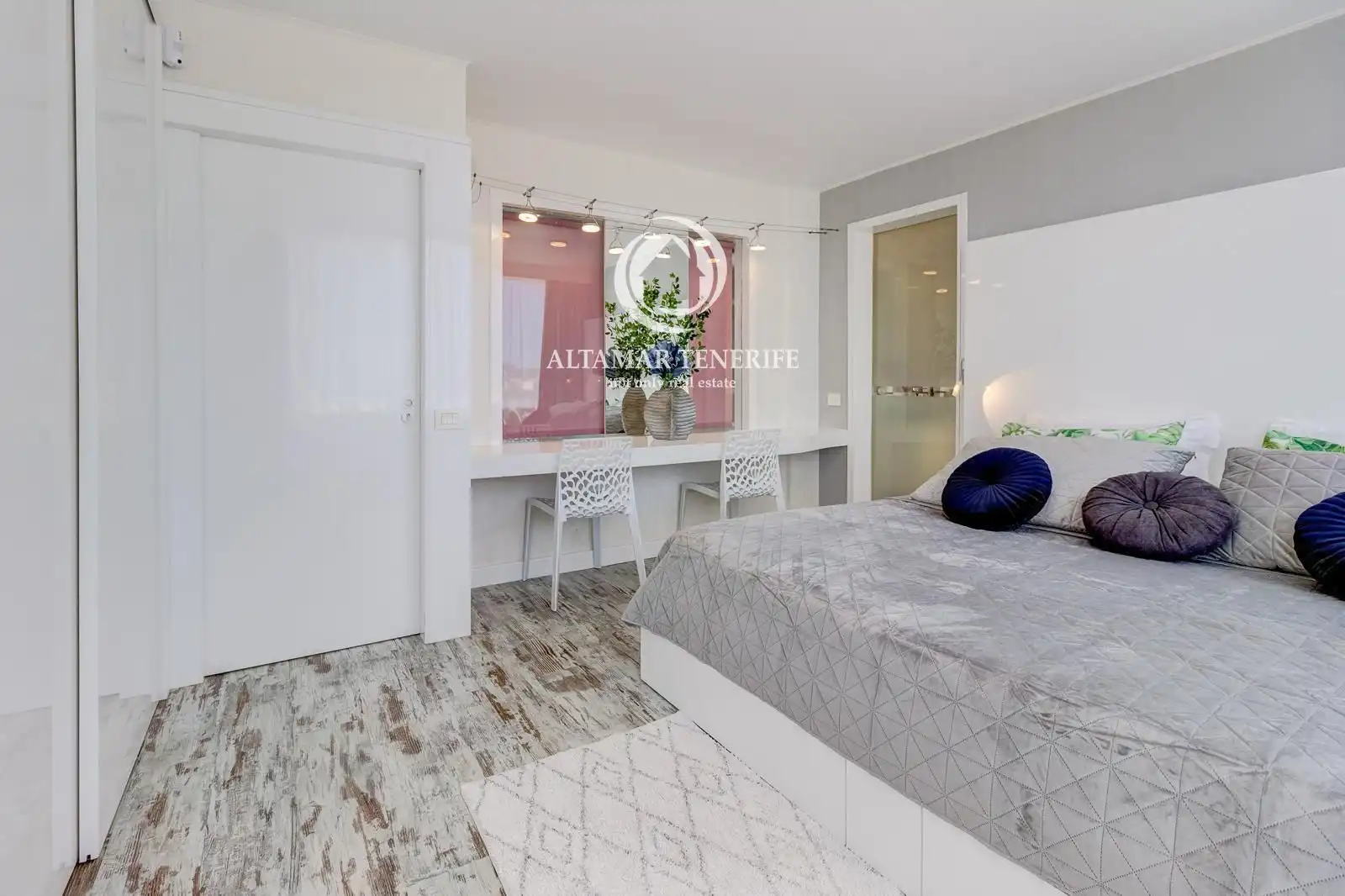 Apartamento con terraza en venta en Costa Adeje, imagen 18