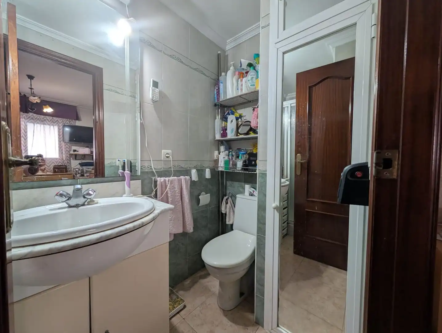 Baño de Casa adosada en venta en Aljaraque con Aire acondicionado y Piscina comunitaria