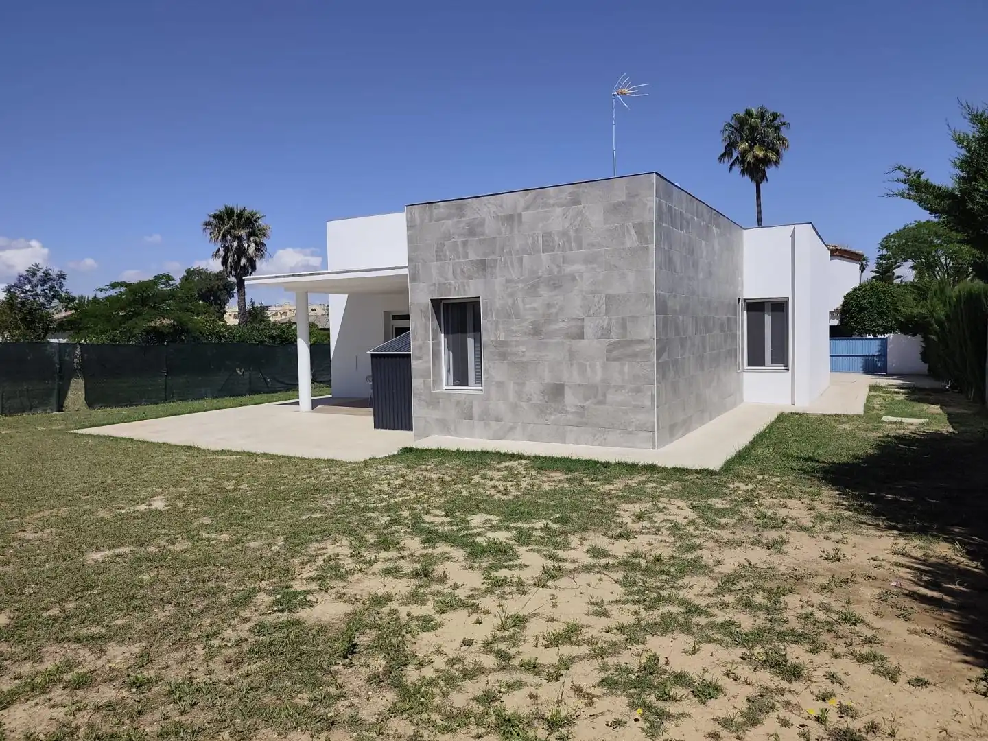 Exterior view of Houses for sale in Aznalcázar  with Air Conditioner, Heating and Private garden