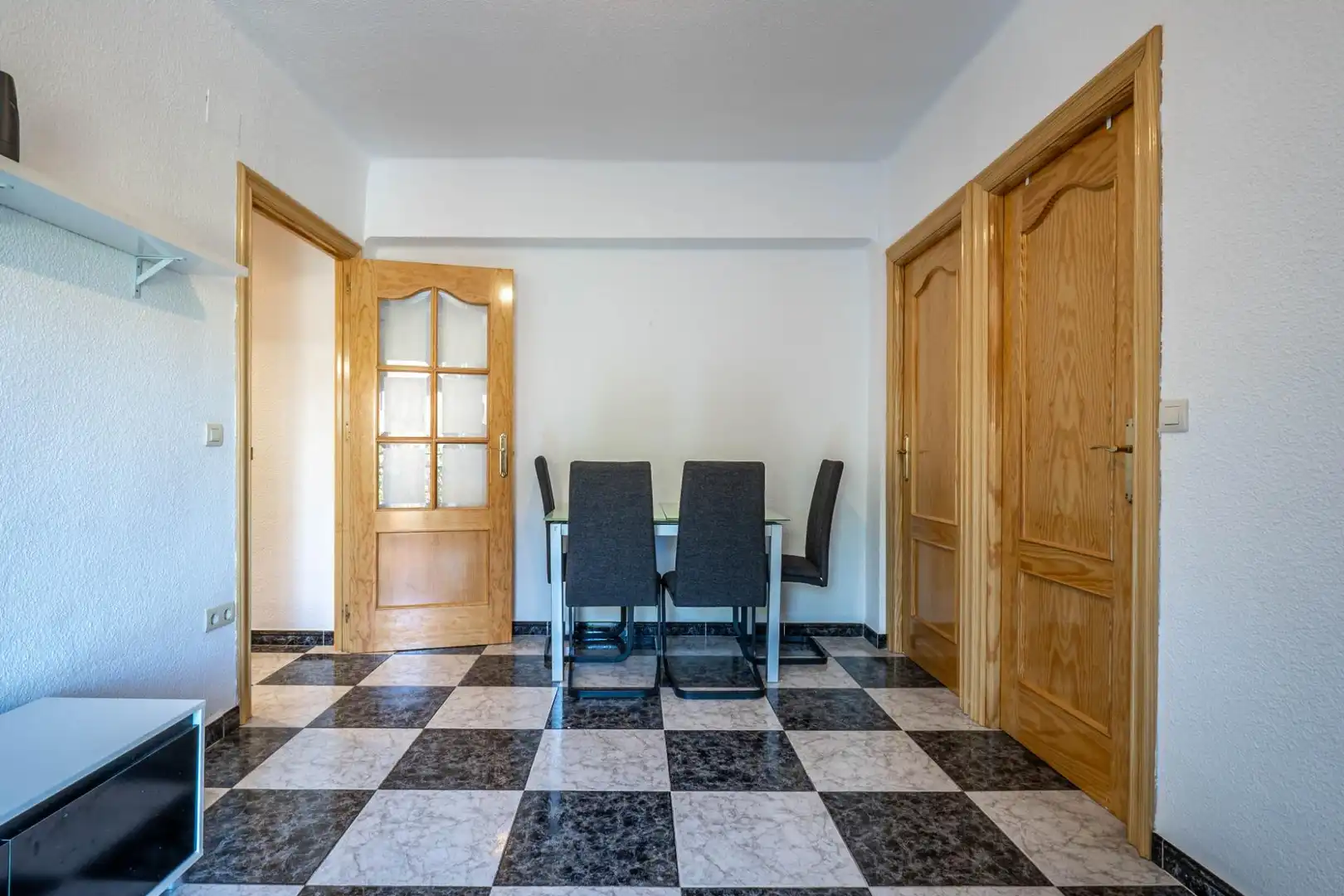 Flat for sale in Granada  with Balcony