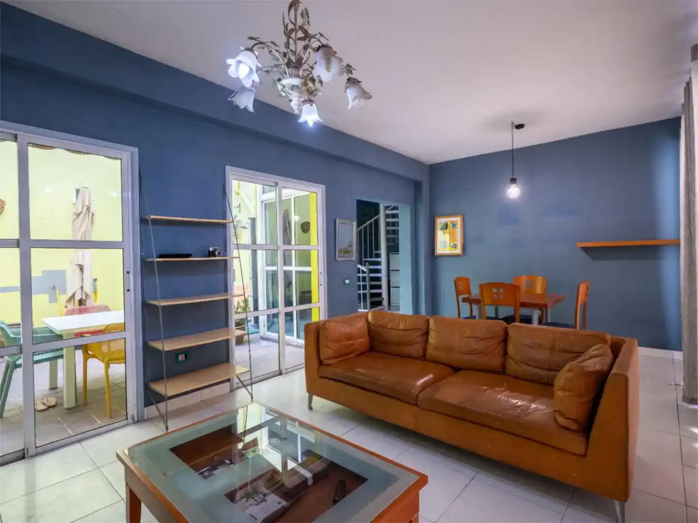 Sala d'estar de Casa o xalet en venda en Las Palmas de Gran Canaria amb Balcó